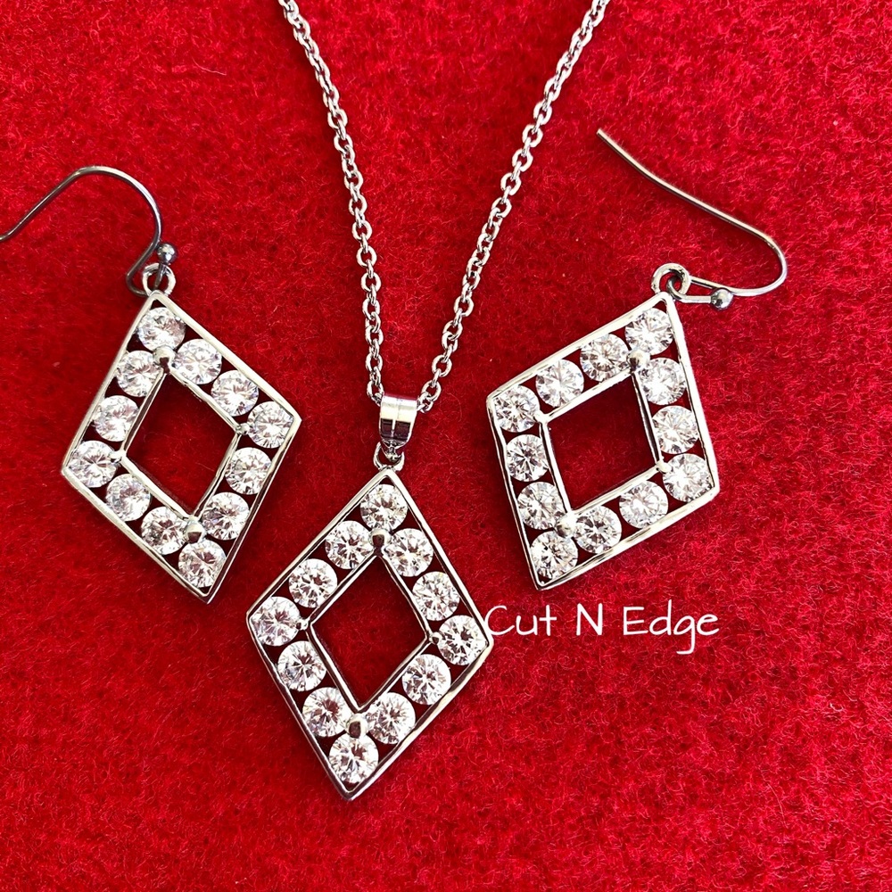 Montana Silversmith Jewelry Set
